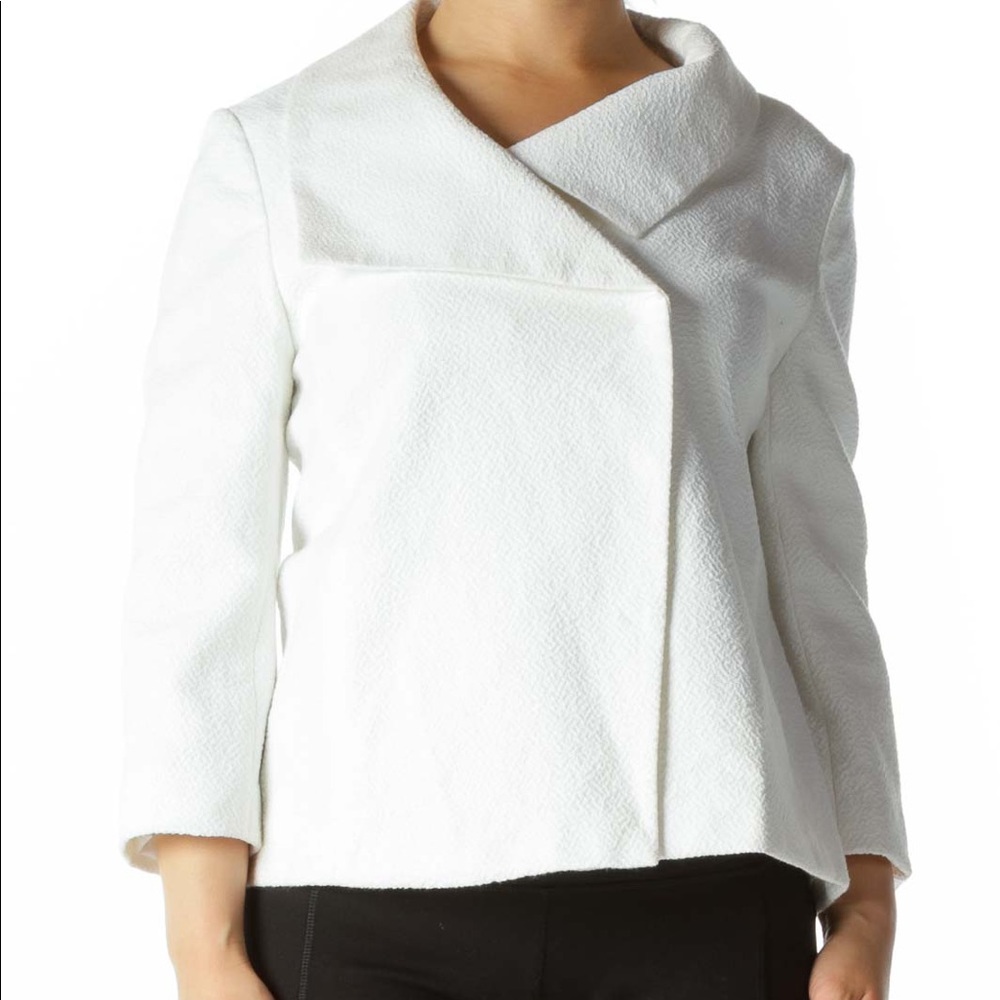 Ann Taylor Cropped Blazer (Size 4)